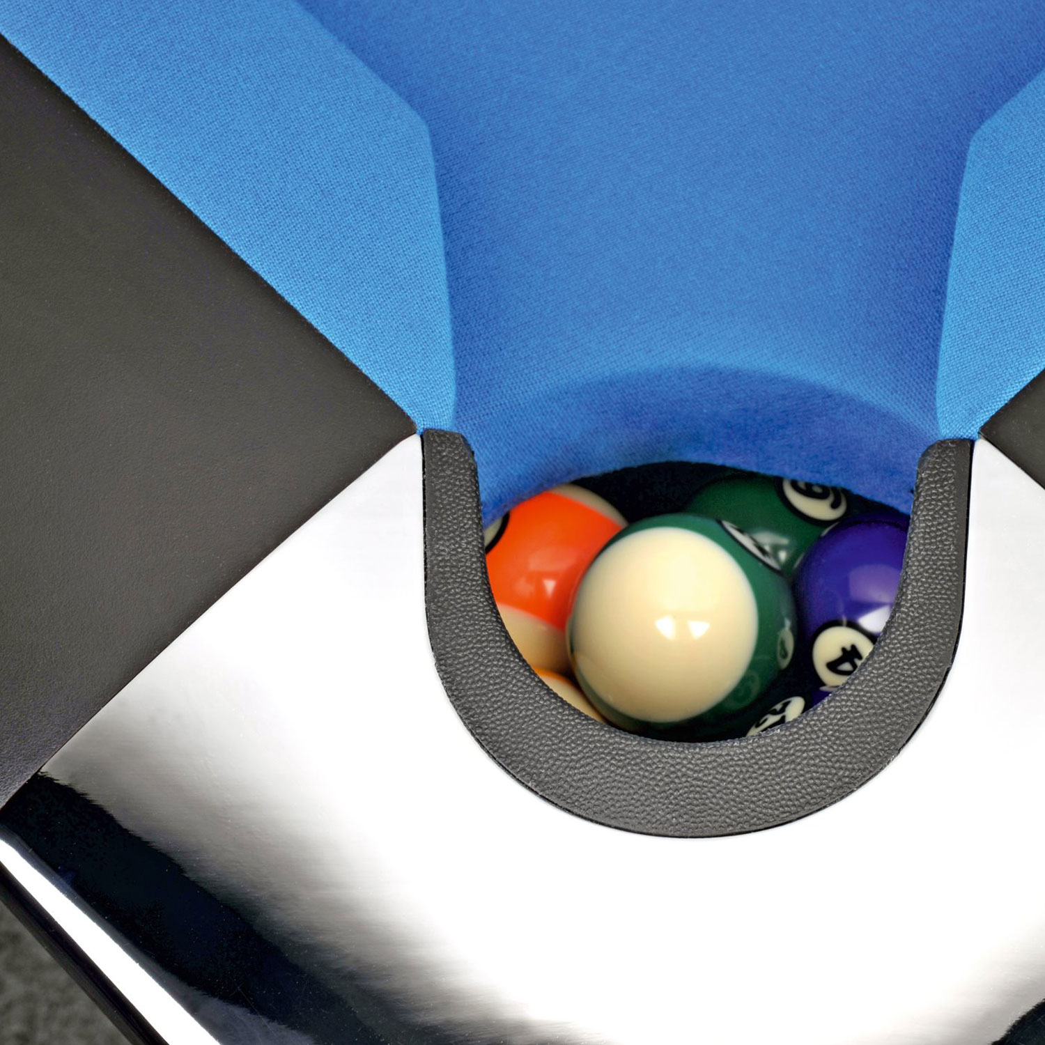 Poolbillardtisch