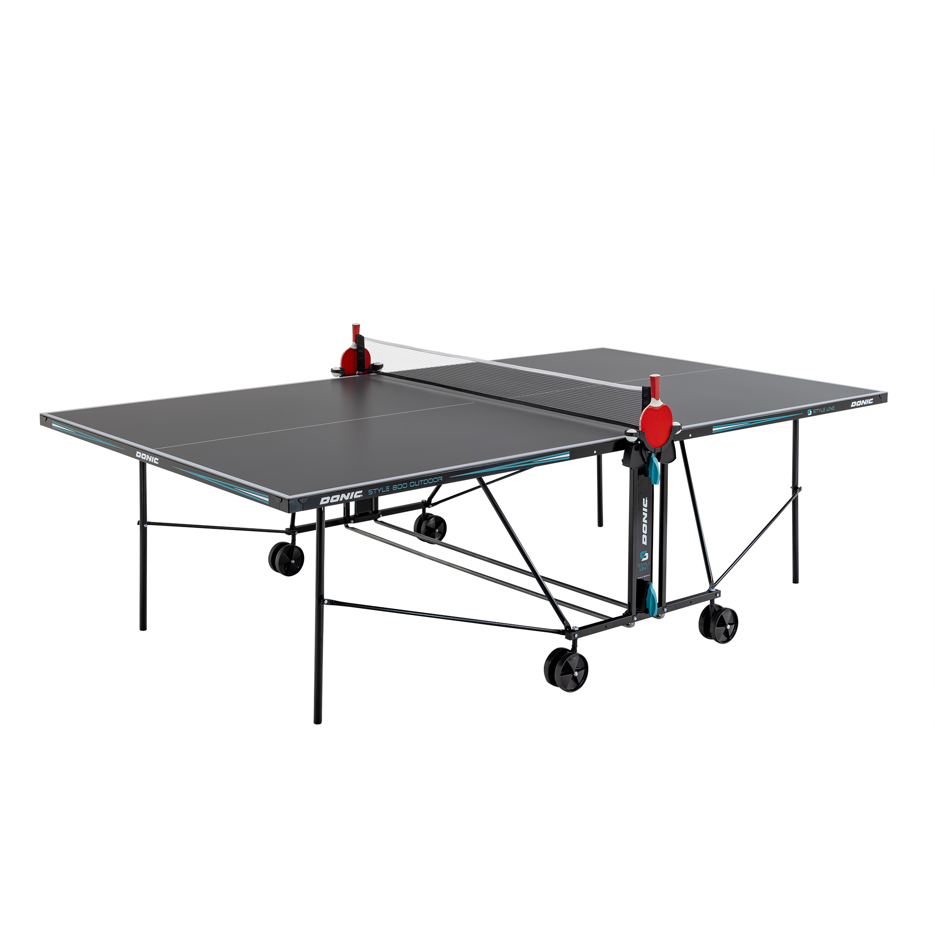 Outdoor-Tischtennisplatte "Style 600" schräg mit Schläger